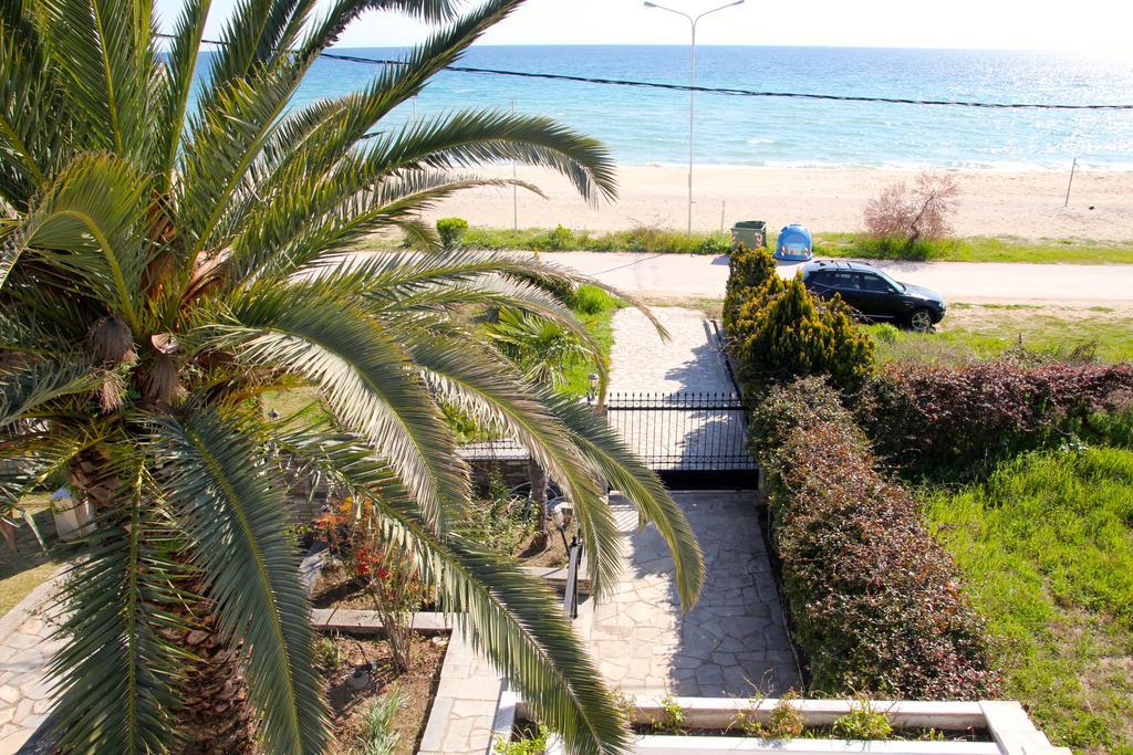 Beach Front Villa Nea Kallikrateia Ngoại thất bức ảnh