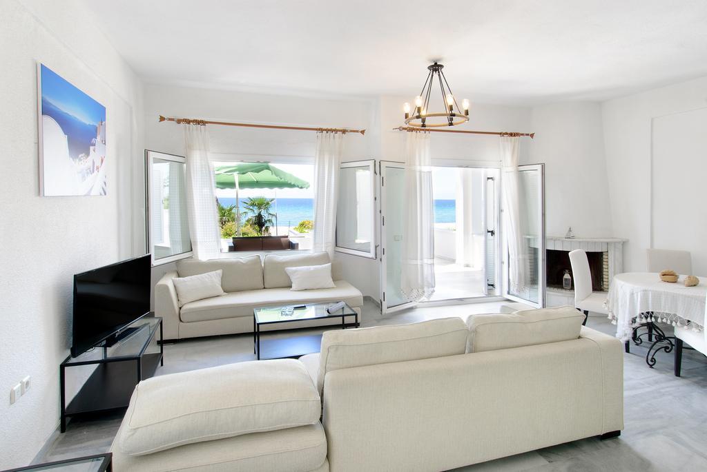 Beach Front Villa Nea Kallikrateia Ngoại thất bức ảnh